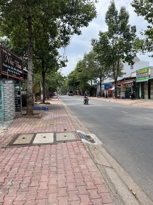 BÁN GẤP LÔ ĐẤT 120M NGAY TRUNG TÂM THỦ DẦU MỘT. Mua bán đất tại Thành phố Thủ Dầu Một Bình Dương được đăng bởi LOAN
