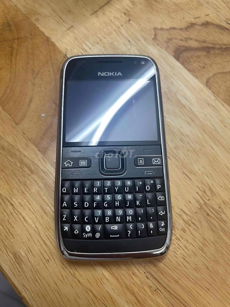 Nokia E72 Đen, Bạc. Mua bán Điện thoại tại Thị xã Tân Uyên Bình Dương được đăng bởi vanmy nguyen hình 1