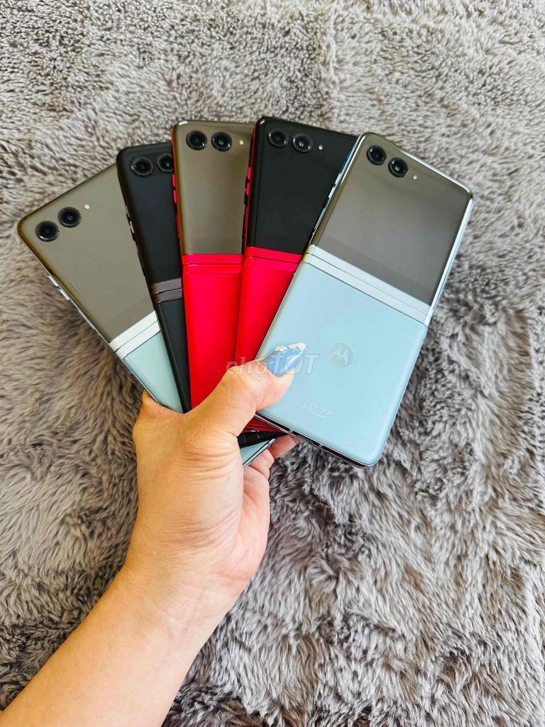Motorola Razr 40 Ultra 256GB. Bảo Hành 06 tháng. Mua bán Điện thoại tại Quận Bình Tân Tp Hồ Chí Minh được đăng bởi Hoàng Anh hình 1