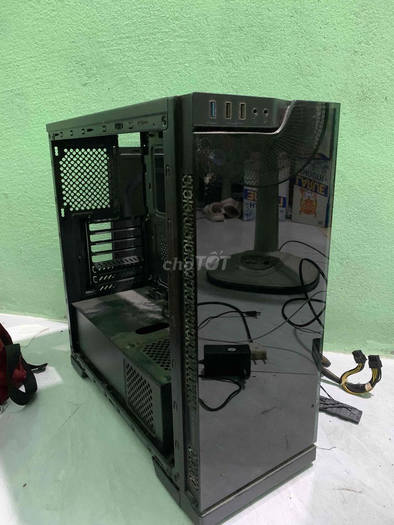 Vỏ case ATX Đen Kính cường lực 4 fan. Mua bán Linh kiện (RAM, Card...) tại Quận Cẩm Lệ Đà Nẵng được đăng bởi Giao Lưu Trải Nghiệm Sản Phẩm hình 1