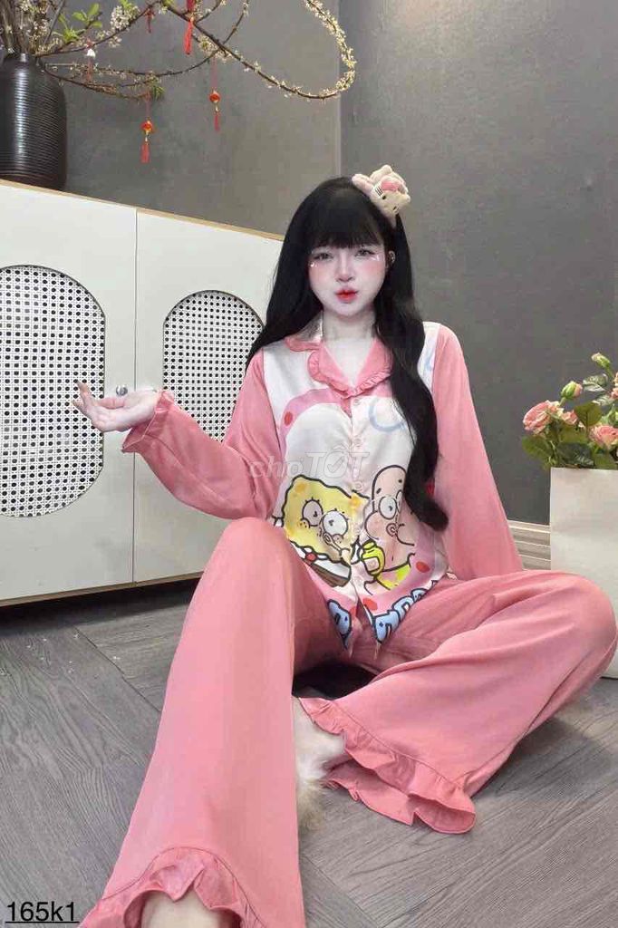 Đồ ngủ nữ lụa latin hồng size S, M ( tay dài). Mua bán Quần áo tại Quận Tân Bình Tp Hồ Chí Minh được đăng bởi Chau chau hình 1