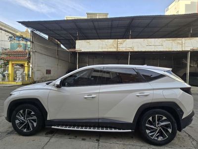 Hyundai Tucson 2022 2.0AT CRDi Đặc Biệt Trắng