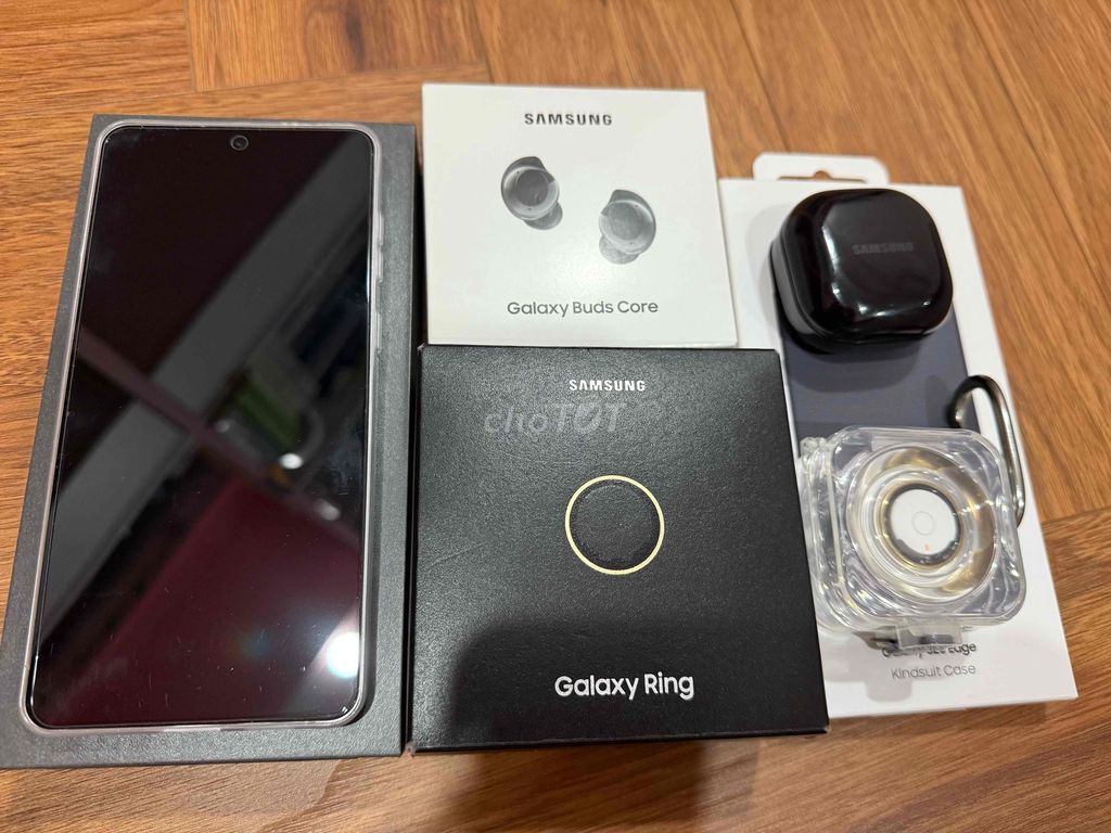 Samsung Galaxy S25 Edge & Ring. Mua bán Điện thoại tại Quận Long Biên Hà Nội được đăng bởi Nguyễn Thanh Tùng hình 1