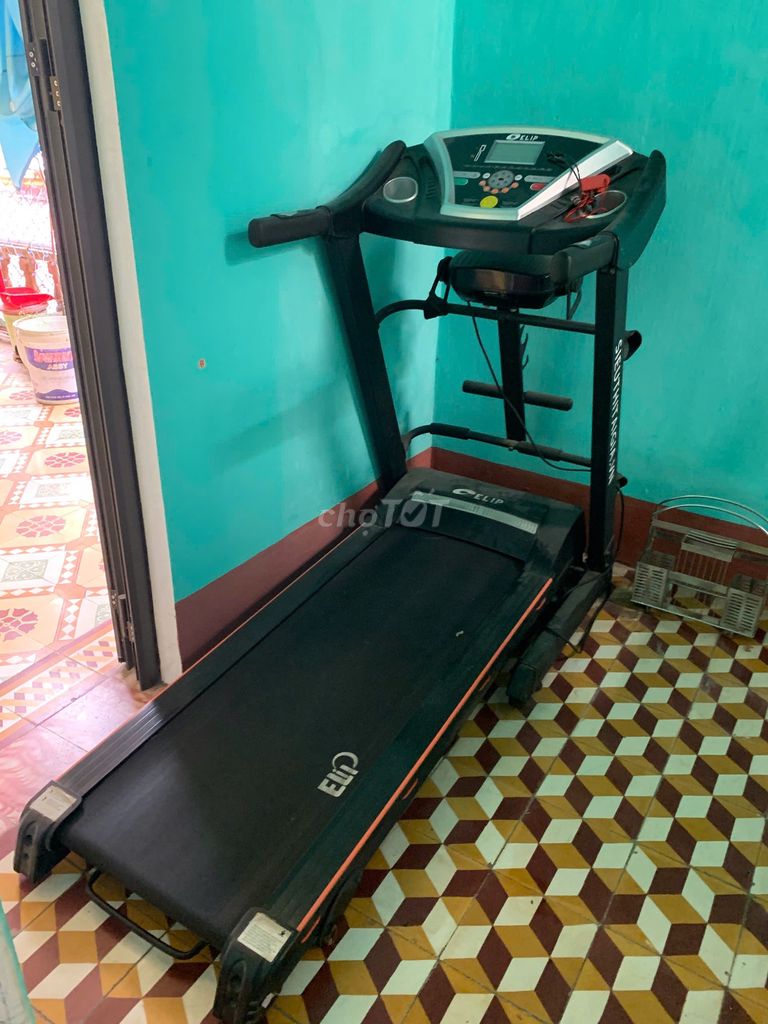 Máy chạy bộ ELIP Đen đã sử dụng. Mua bán Đồ thể thao, Dã ngoại tại Thành phố Bắc Giang Bắc Giang được đăng bởi Dương hình 1