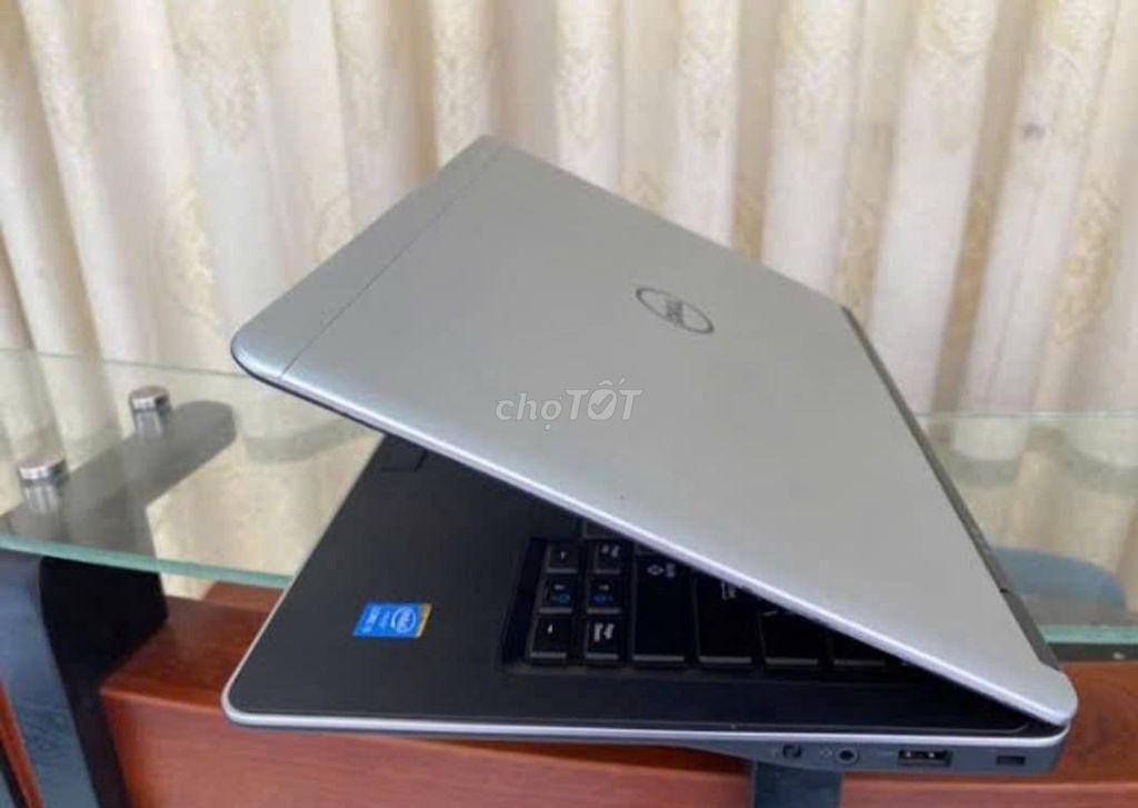bán laptop dell i5 ram 8 , pin còn lâu. Mua bán Laptop tại Huyện Đức Hòa Long An được đăng bởi Linh Nguyễn hình 1