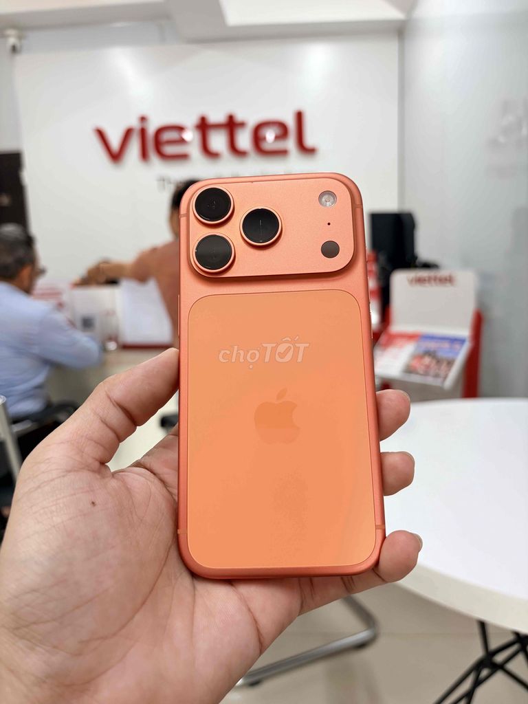 iP 17 Pro QT.LL/A 512GB Sài Lướt. Mua bán Điện thoại tại Thành phố Thủ Đức Tp Hồ Chí Minh được đăng bởi Thịnh Viettel Global City hình 1