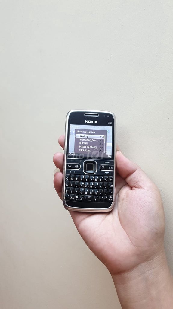 Nokia E72