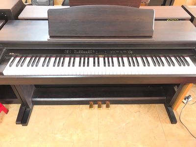 0933221336 - Piano Roland HP330
