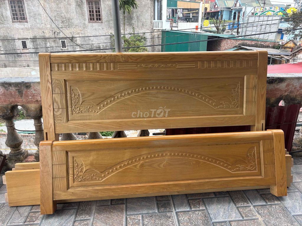 Giường ngủ gỗ vàng gia đình. Mua bán Giường, chăn ga gối nệm tại Huyện Thiệu Hóa Thanh Hóa được đăng bởi Mr Khoai hình 1