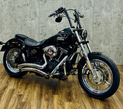 ✅ Harley Davidson DYNA Street Bob twin cam 103