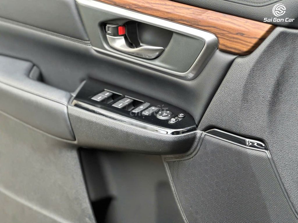 Honda CR V 2020 L - 4,8V KM. 1 chủ từ đầu giữ gìn. Mua bán Ô tô tại Thành phố Thủ Đức Tp Hồ Chí Minh được đăng bởi Bùi Nhu Quỳnh hình 18