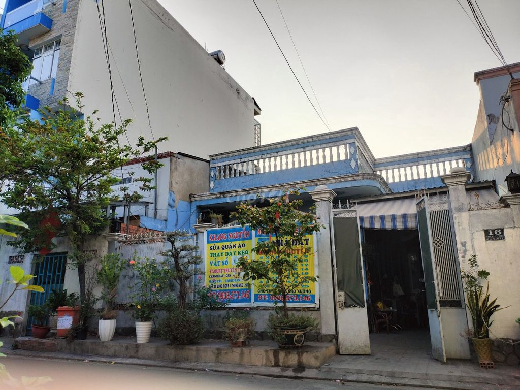 Bán nhà riêng 2 nền - 2 sổ  ở đường quận Bình Tân 11 tỉ(TL) ĐS:16A