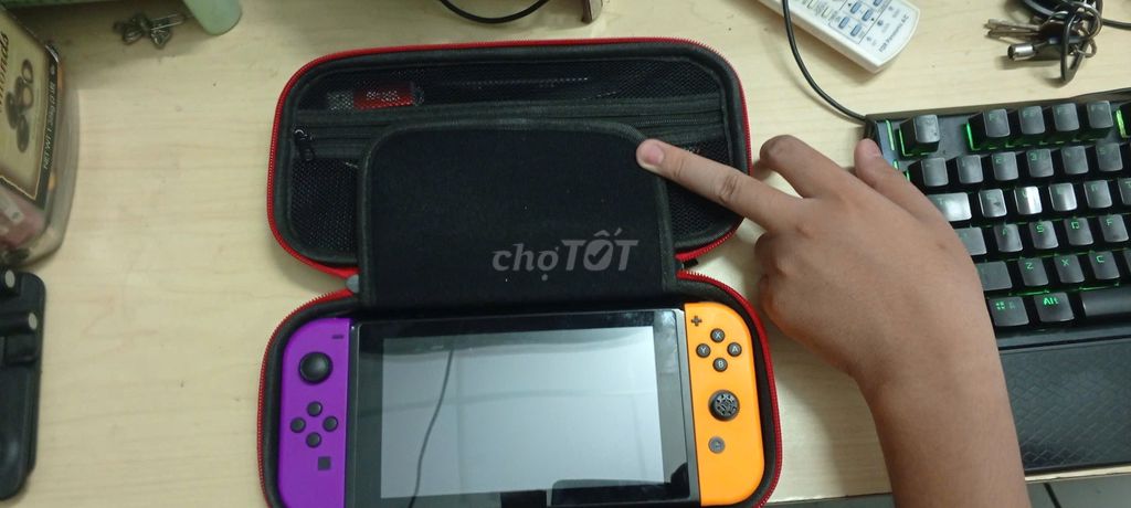 Nintendo Switch V1 Tím Cam và game Fifa 2019. Mua bán Thiết bị chơi game tại Huyện Hóc Môn Tp Hồ Chí Minh được đăng bởi Công Tiến Trương hình 1