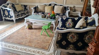 Bộ sofa + kệ tân cổ điển nhập khẩu. Mua bán Bàn ghế tại Quận Đống Đa Hà Nội được đăng bởi Kiều Tuyên
