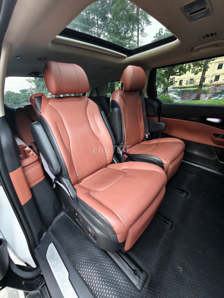 KIA Canival 2.2 CRDI signature full option sx 2022. Mua bán Ô tô tại Quận Long Biên Hà Nội được đăng bởi AUTO TÂN HƯNG THỊNH hình 15