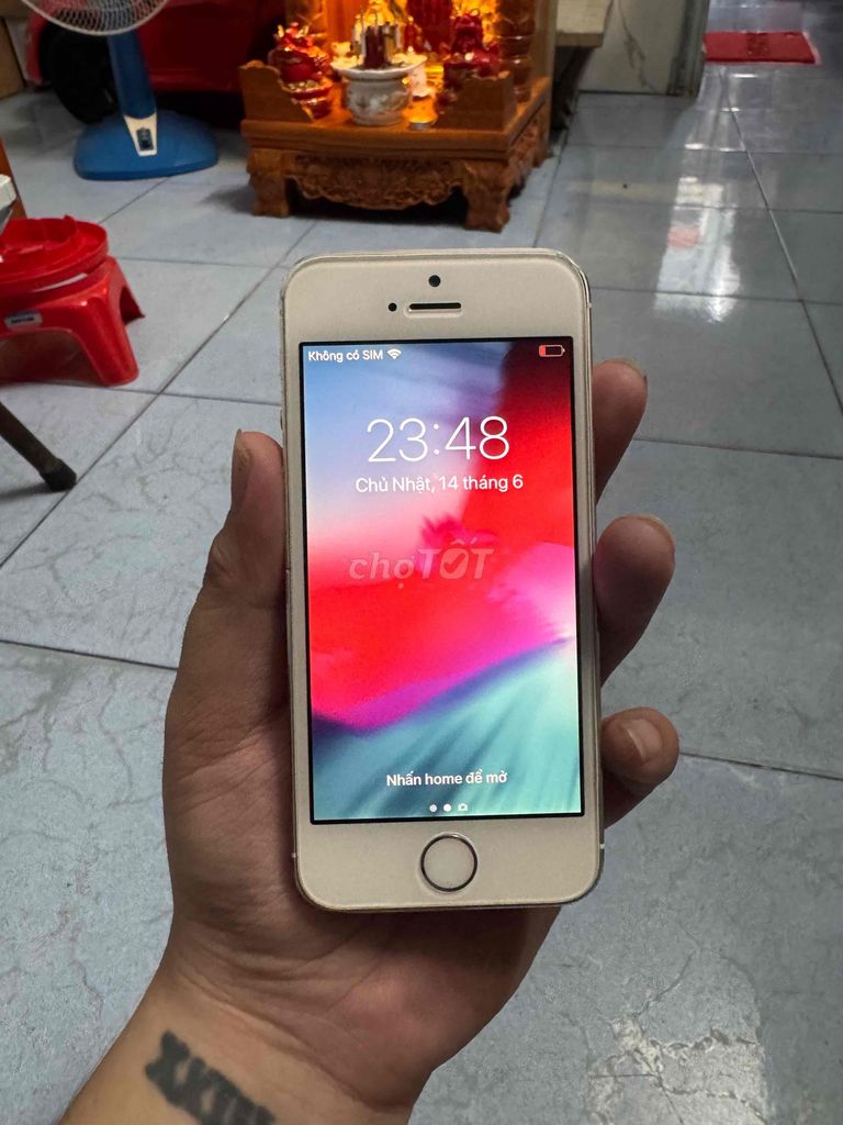 Apple iPhone 5s 16GB bạc. Mua bán Điện thoại tại Quận Gò Vấp Tp Hồ Chí Minh được đăng bởi Nguyễn Đăng hình 1