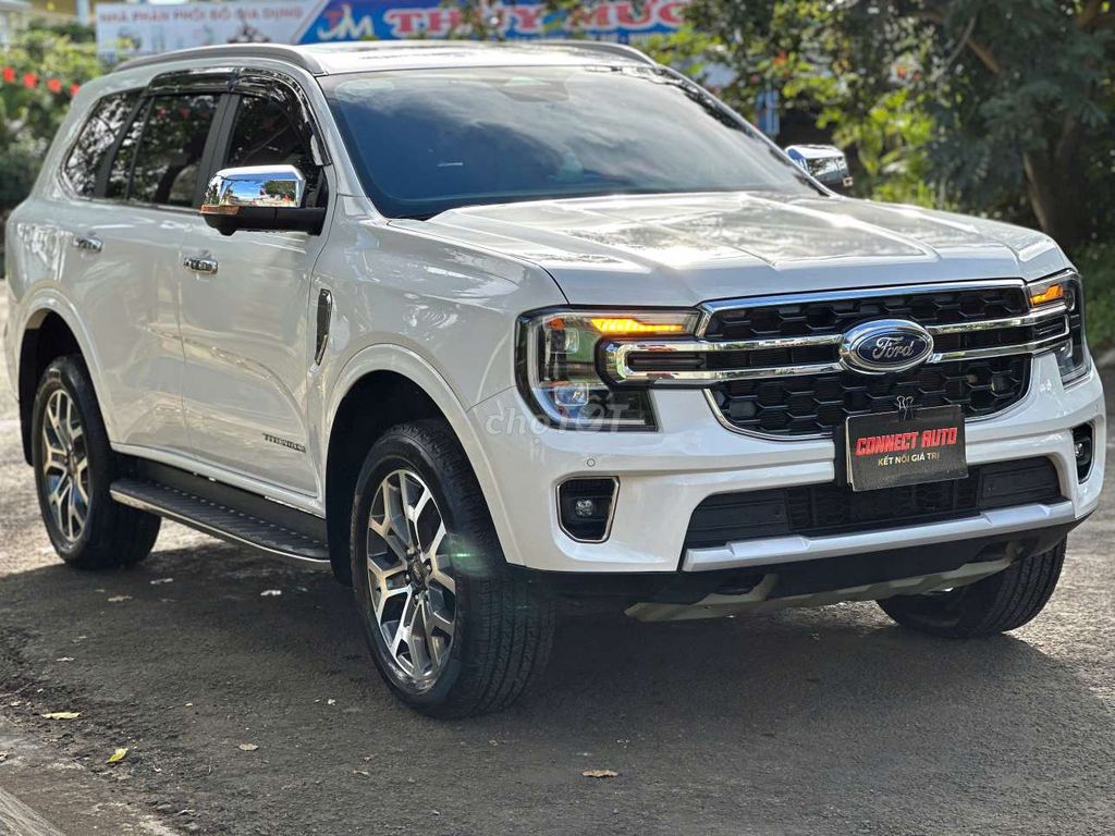 Ford Everest Titanium Plus 2.0L 4x4 AT 2025. Mua bán Ô tô tại Thành phố Pleiku Gia Lai được đăng bởi Connect Auto hình 2
