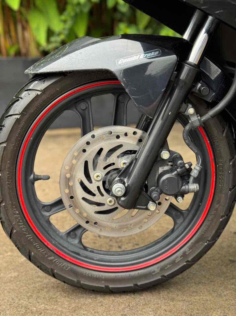 Honda Air Blade 2016 Красно-черный Вьетнам