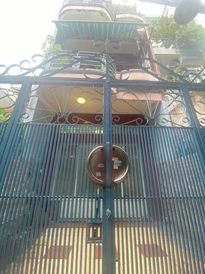NHÀ ĐẸP - CẦN BÁN GẤP. Mua bán nhà ở tại Quận Tân Bình Tp Hồ Chí Minh được đăng bởi Hiền