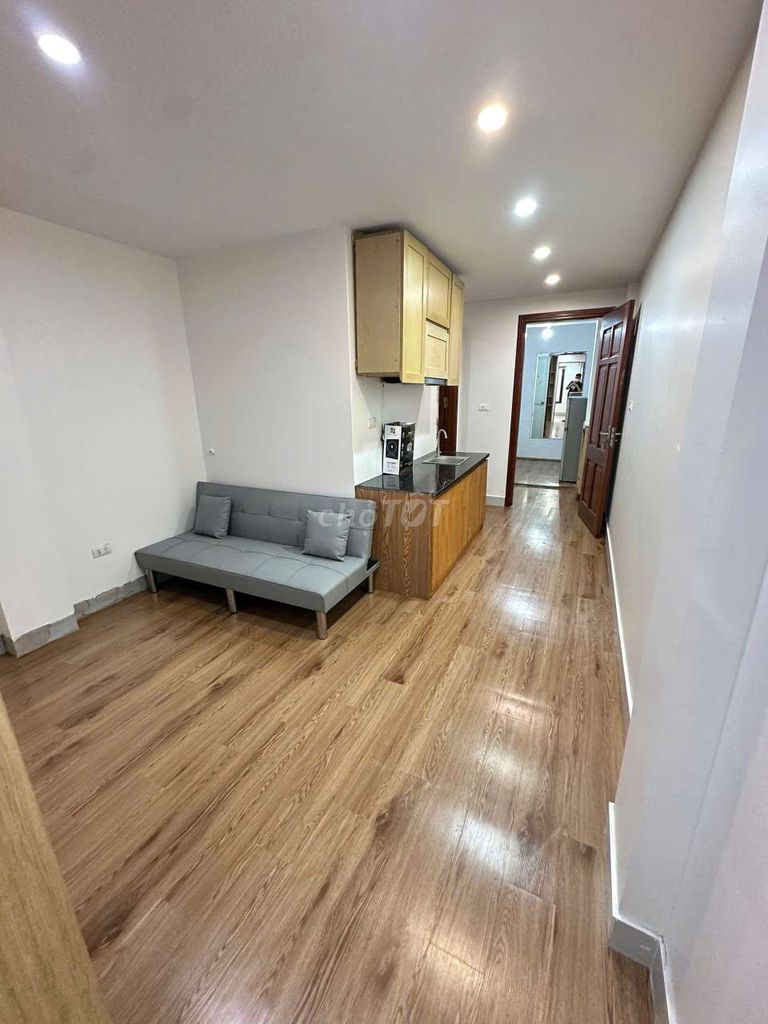 Аренда апартаментов 1к1г 35-40м² с мебелью, светлые окна, Фыонг Льет
