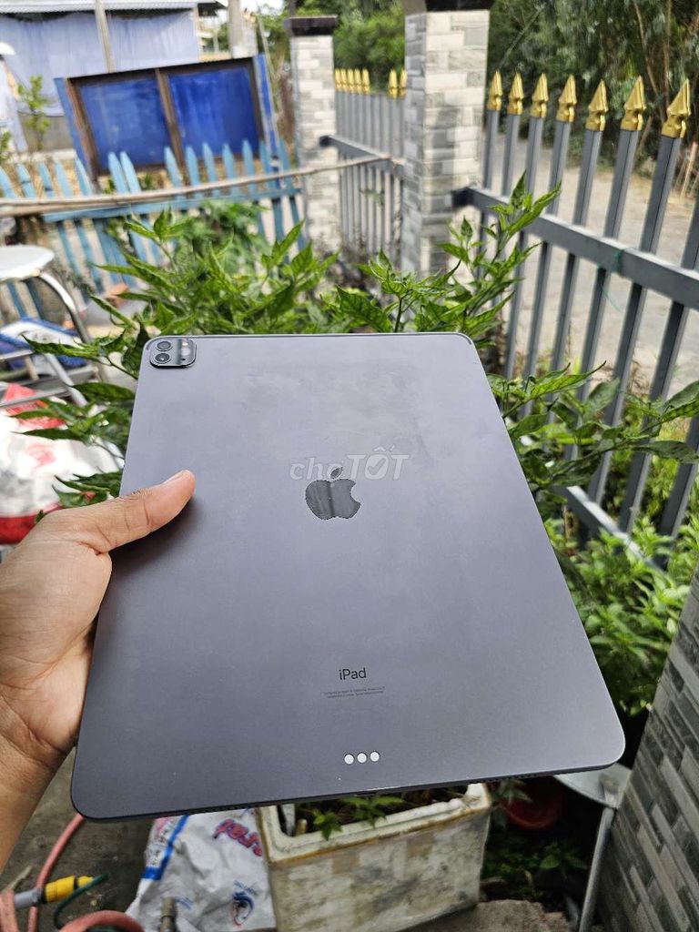 Apple iPad Pro M1 128GB Wifi Xám. Mua bán Máy tính bảng tại Huyện Tân Hồng Đồng Tháp được đăng bởi Nguyễn Bảo hình 1