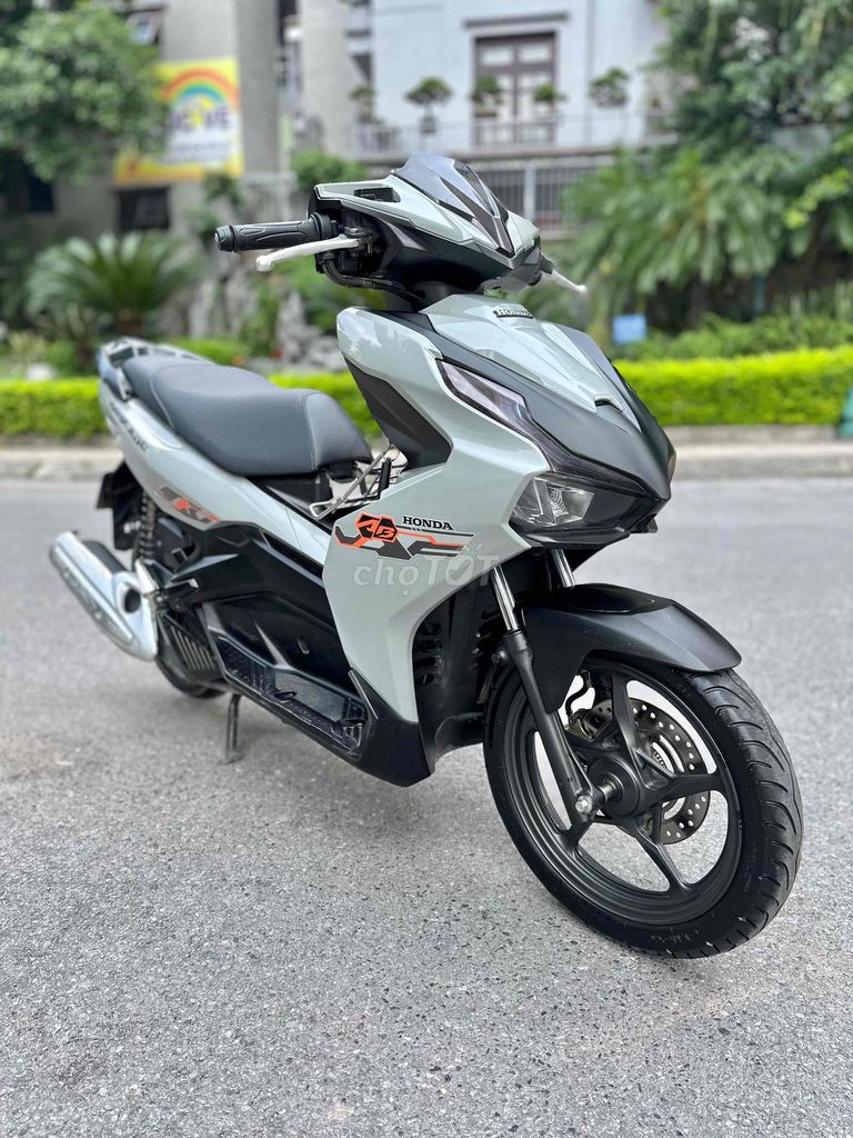Honda Airblade 2021!! 150cc phanh ABS chạy lướt/mo. Mua bán Xe máy tại Quận Hoàng Mai Hà Nội được đăng bởi Xe Máy Quân Oanh  hình 2