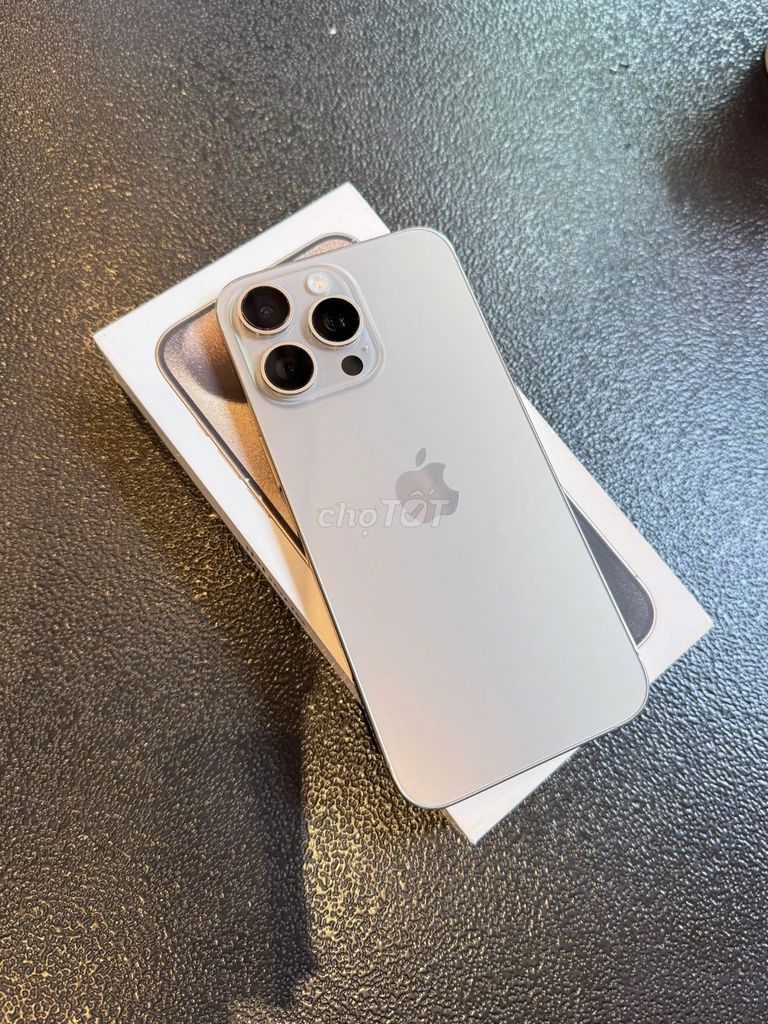 iPhone 15 Pro Max 256GB titan natural quốc tế mỹ .. Mua bán Điện thoại tại Quận Gò Vấp Tp Hồ Chí Minh được đăng bởi thái  hình 1