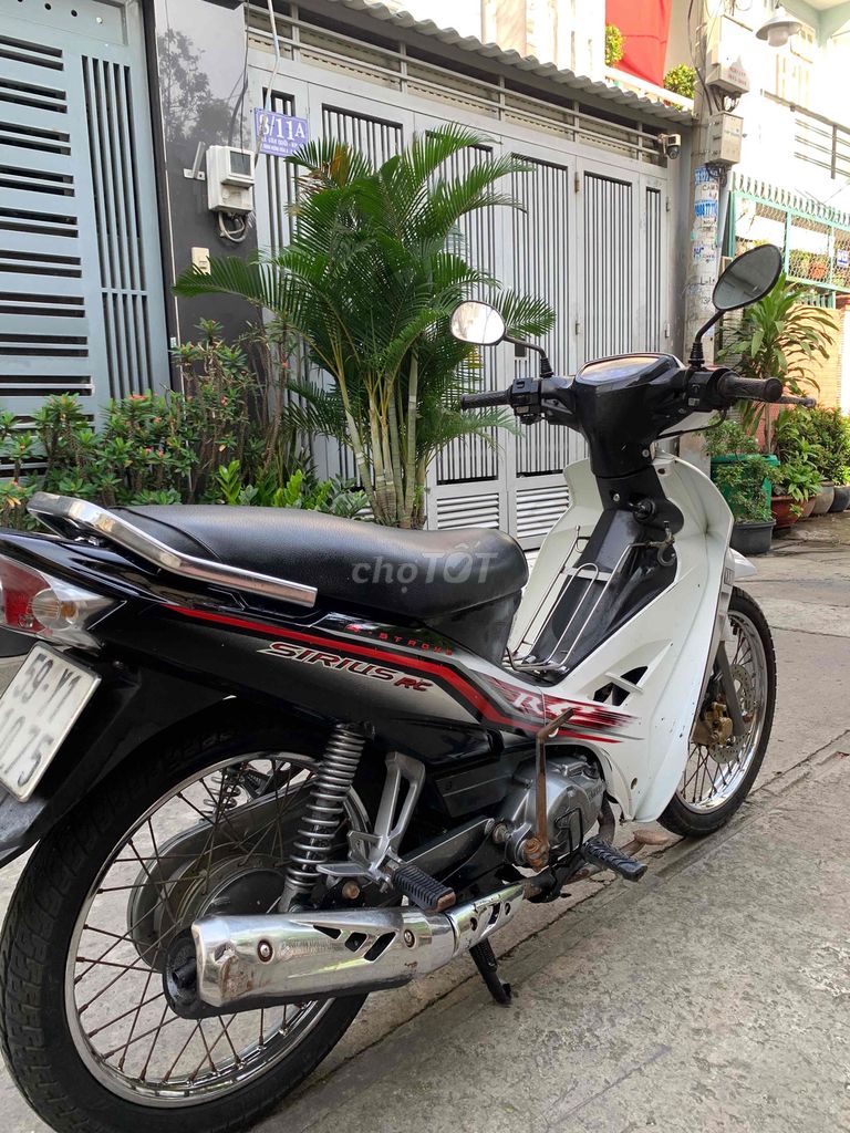 Yamaha Sirius 110cc 2013 trắng đen SD39000km bstp. Mua bán Xe máy tại Quận Bình Tân Tp Hồ Chí Minh được đăng bởi Anh khuê hình 3