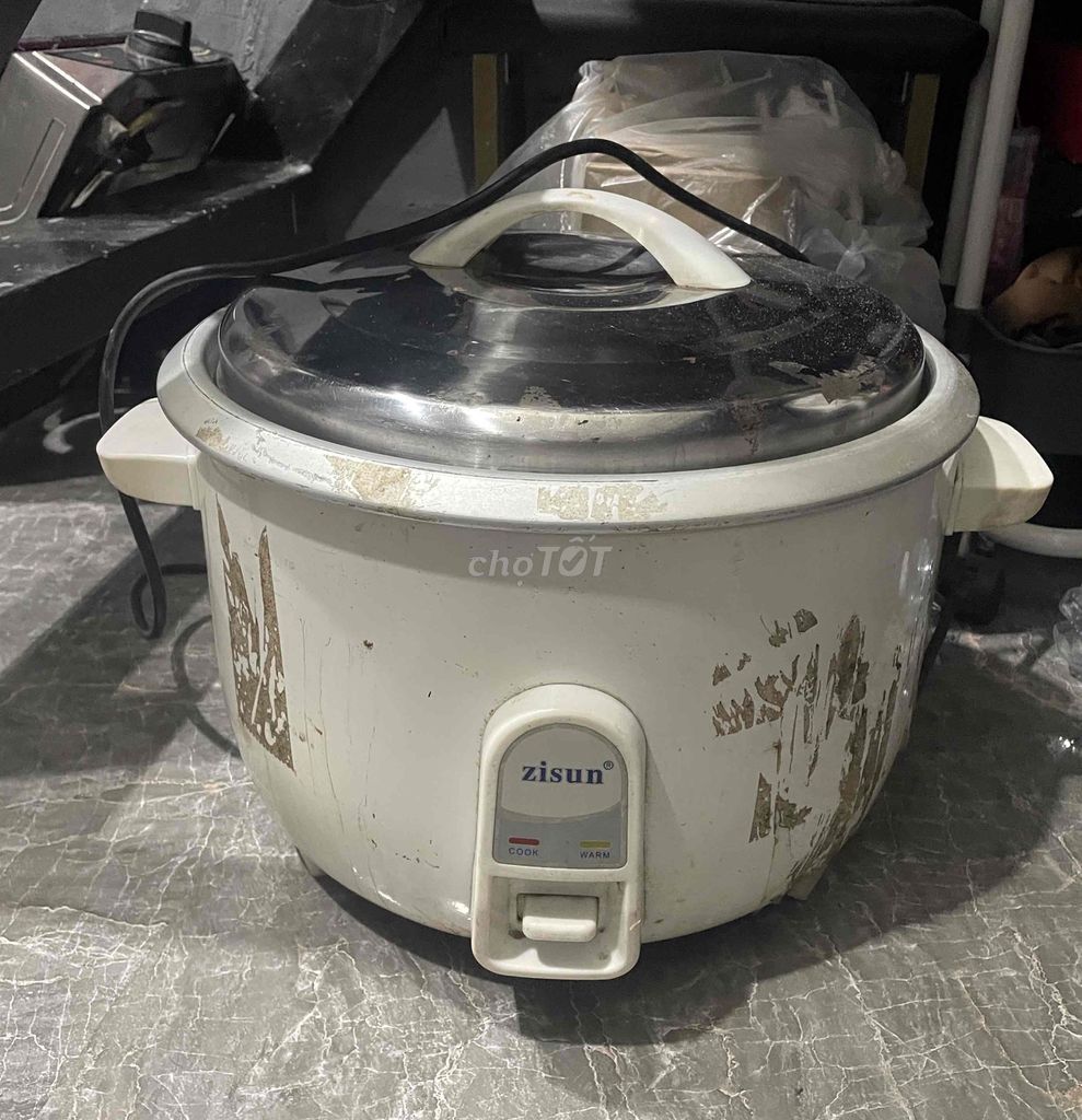 Nồi cơm điện Zisun 4.5 lít Trắng. Mua bán Bếp, lò, đồ điện nhà bếp tại Thành phố Bà Rịa Bà Rịa - Vũng Tàu được đăng bởi jenna nguyen hình 1