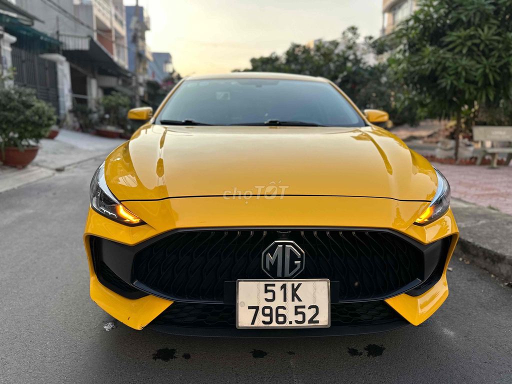 MG 5 Luxury Đăng ký 2023 đi 22.000 km đẹp như mới