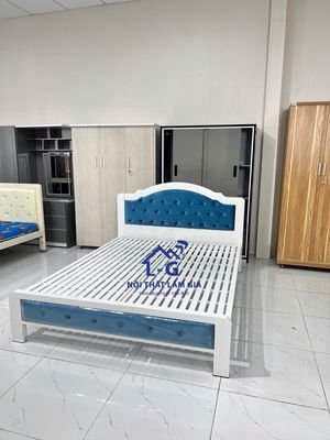 GIƯỜNG SẮT-GIƯỜNG SẮT-GIƯỜNG SẮT-GIƯỜNG SẮT-GIƯỜNG. Mua bán Giường, chăn ga gối nệm tại Quận 1 Tp Hồ Chí Minh được đăng bởi NỘI THẤT LÂM GIA SÀI GÒN