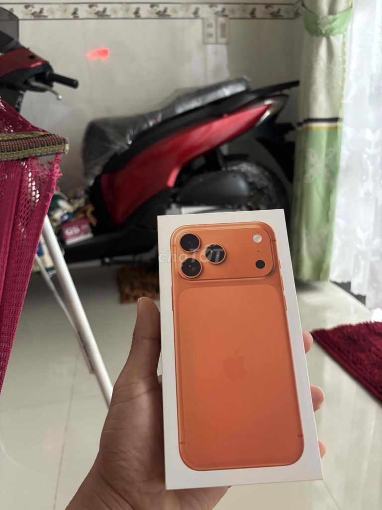 iPhone 17 Pro Max Cam. Mua bán Điện thoại tại Huyện Trảng Bom Đồng Nai được đăng bởi tú hình 1