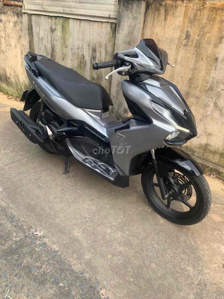 Honda AB 125 2021 Xám đen chính chủ 60 có bán trả. Mua bán Xe máy tại Huyện Trảng Bom Đồng Nai được đăng bởi cửa hàng xe máy Trần Sơn  hình 3