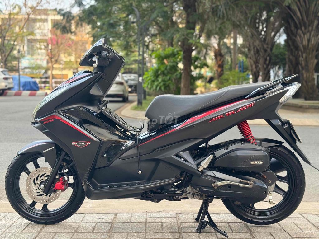 💥Honda AB 125 đời 2014 BSTP nguyên zin chưa rớt. Mua bán Xe máy tại Quận 12 Tp Hồ Chí Minh được đăng bởi XE MÁY HẢI THANH hình 5