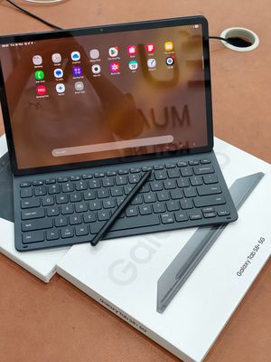 Tab S8+,Samsung Galaxy Tab S8 Plus 5G + Phím + Bút. Mua bán Máy tính bảng tại Quận Đống Đa Hà Nội được đăng bởi Hn Store