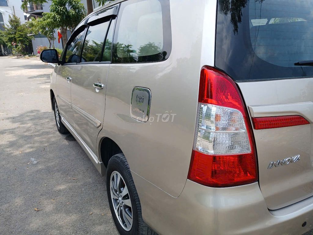 Toyota Innova 2015 E Vàng cát. Mua bán Ô tô tại Quận 12 Tp Hồ Chí Minh được đăng bởi A.Sang hình 8