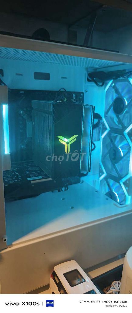 Máy tính để bàn i5 9400F 16GB/SSD 128GB. Mua bán Máy tính để bàn tại Huyện Kim Bảng Hà Nam được đăng bởi Moon hình 1