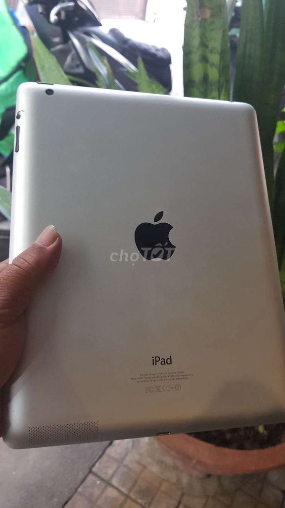 Apple iPad 4 32GB Bạc. Mua bán Máy tính bảng tại Quận 8 Tp Hồ Chí Minh được đăng bởi Hung Tran hình 1