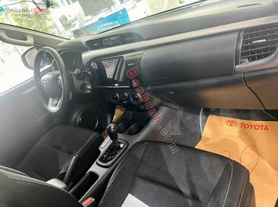 Toyota Hilux 2.4 4x2 AT. Mua bán Ô tô tại Quận Cầu Giấy Hà Nội được đăng bởi Ms Khuyên