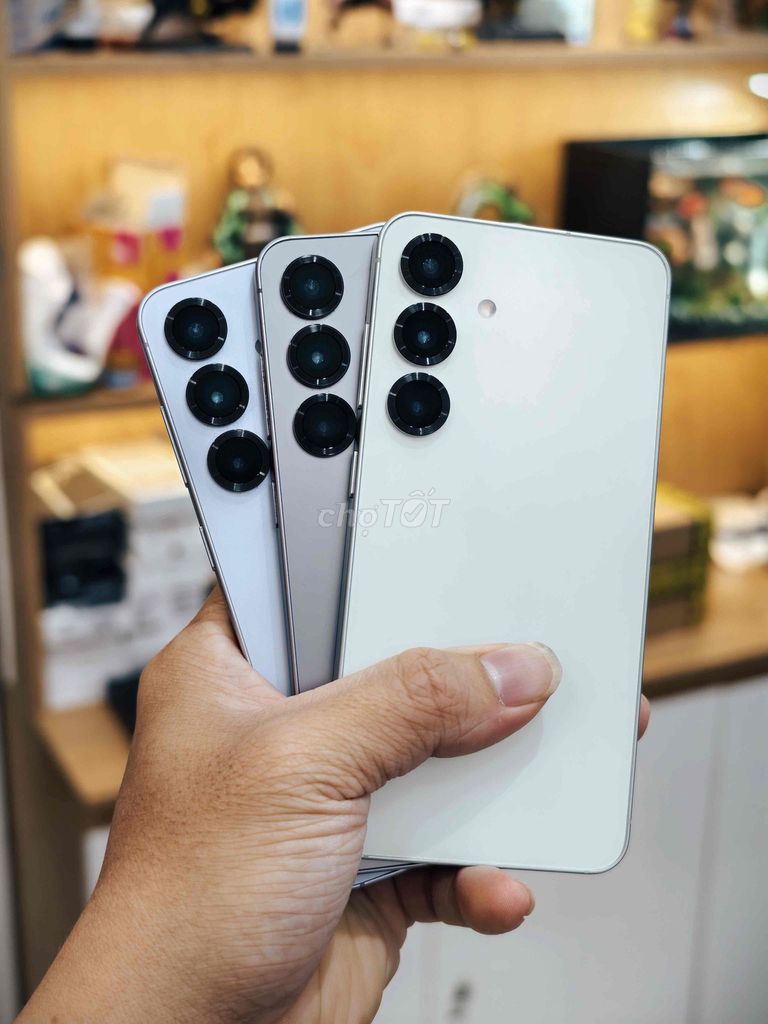 Samsung Galaxy S25 SSVN 12GB 256GB Trắng, Bạc. Mua bán Điện thoại tại Quận 10 Tp Hồ Chí Minh được đăng bởi Khánh Trần hình 1