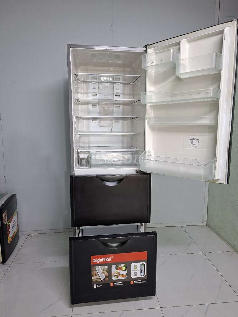 Tủ lạnh Hitachi 365l 3 ngăn Đen. Mua bán Tủ lạnh tại Huyện Thanh Trì Hà Nội được đăng bởi Phượng Bùi hình 1