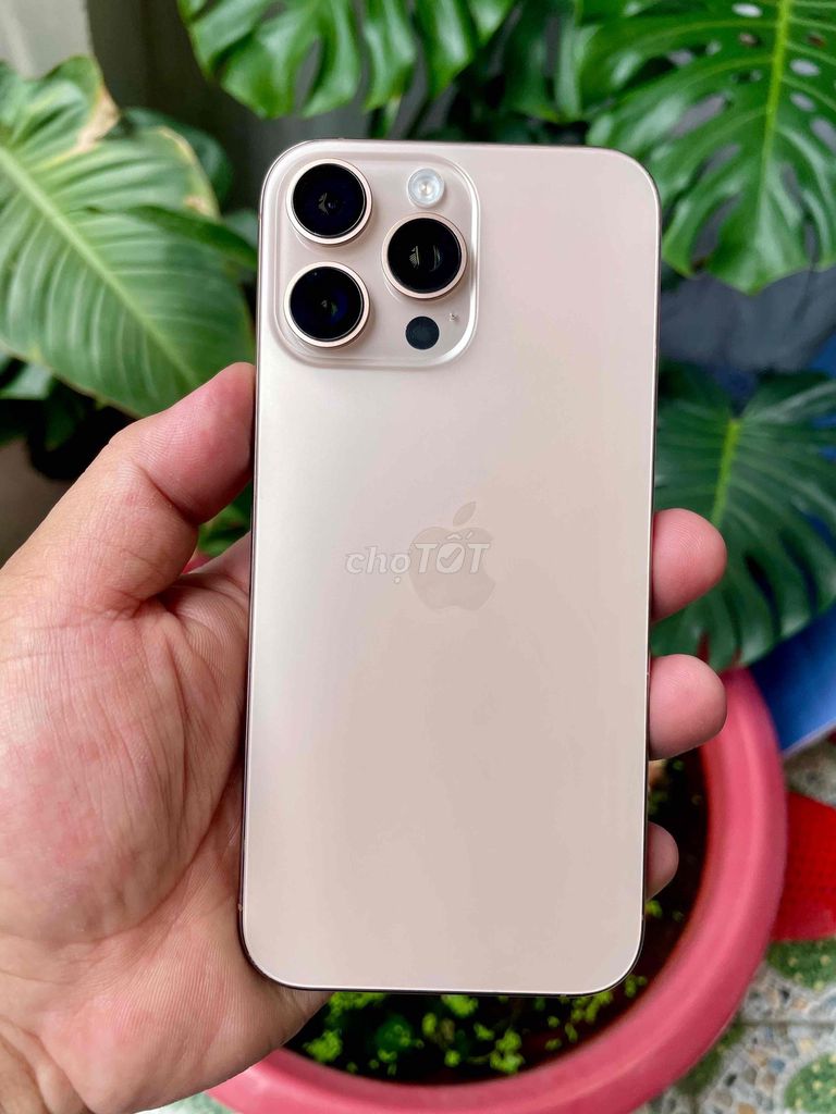 Apple iPhone 16 ProMax 256GB Titan Sa mạc VNA 97%. Mua bán Điện thoại tại Thành phố Thủ Dầu Một Bình Dương được đăng bởi Đăng Store hình 1