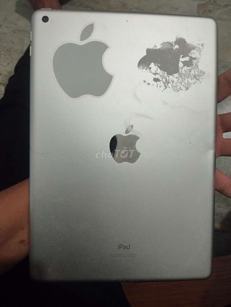 Apple iPad Gen 9 Bạc. Mua bán Máy tính bảng tại Huyện Nghĩa Hưng Nam Định được đăng bởi trần Minh Long  hình 1