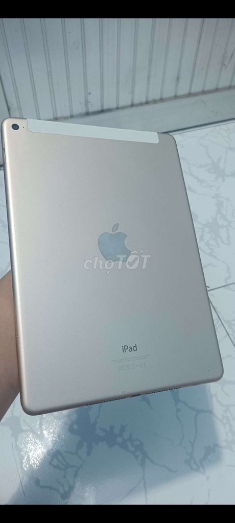 Apple iPad Air Vàng đồng Đã sử dụng. Mua bán Máy tính bảng tại Quận 8 Tp Hồ Chí Minh được đăng bởi NB Ngà hình 1