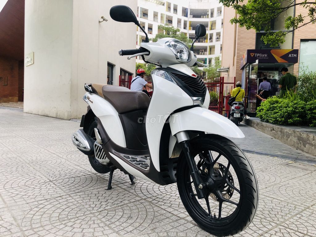 Honda SH Mode 125 Fi trắng nâu Xe Nữ Đi ít