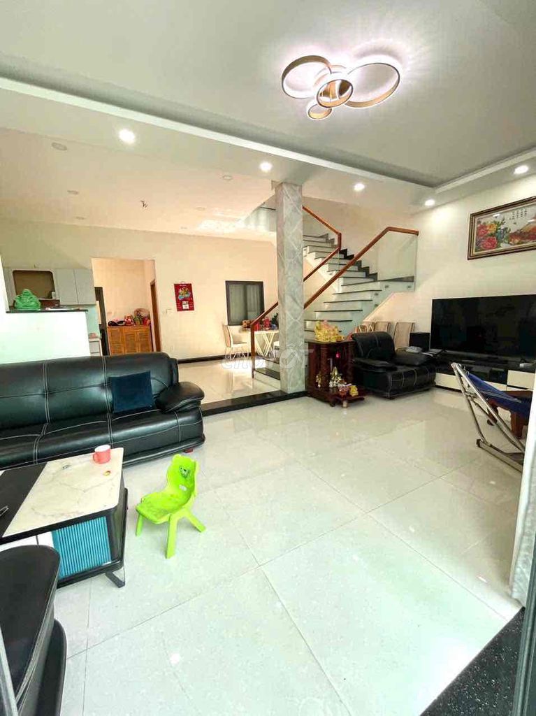 Bán Gấp Nhà 2Tầng GIÁ THƯƠNG LƯỢNG. Mua bán Nhà ở tại Huyện Hóc Môn Tp Hồ Chí Minh được đăng bởi Kim hoang  hình 3