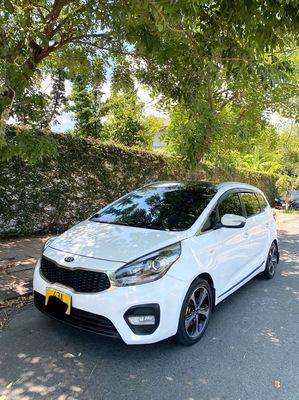 Cần bán xe Kia Rondo 2016  - MT - Trắng. Mua bán Ô tô tại Quận Cẩm Lệ Đà Nẵng được đăng bởi Tiến