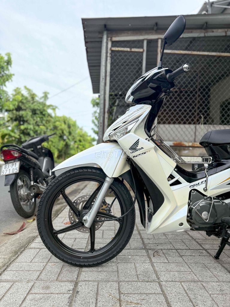 🌈 FUX XĂNG CƠ HSCT XE CỨNG CÁP MÁY ÊM NGON💥CÓ GÓP💥. Mua bán Xe máy tại Thành phố Sóc Trăng Sóc Trăng được đăng bởi Mạnh Huỳnh hình 6