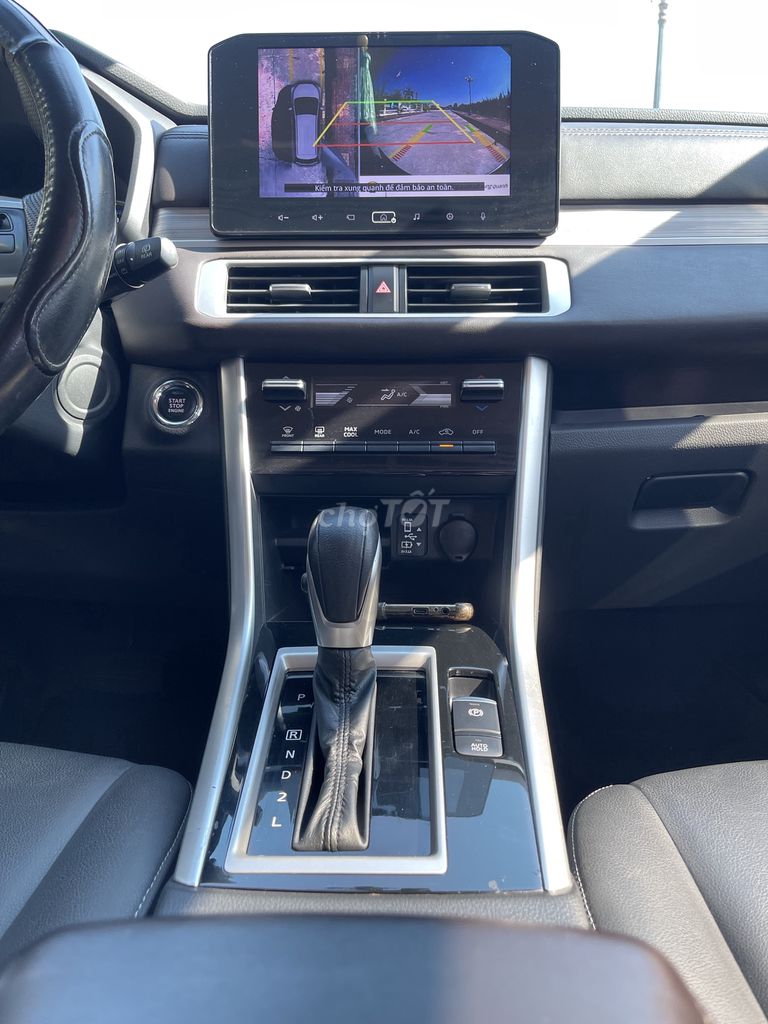 Mitsubishi Xpander 2024 Premium 1.5 AT - 53000 km. Mua bán Ô tô tại Thành phố Qui Nhơn Bình Định được đăng bởi Van Hiep Nguyen hình 3