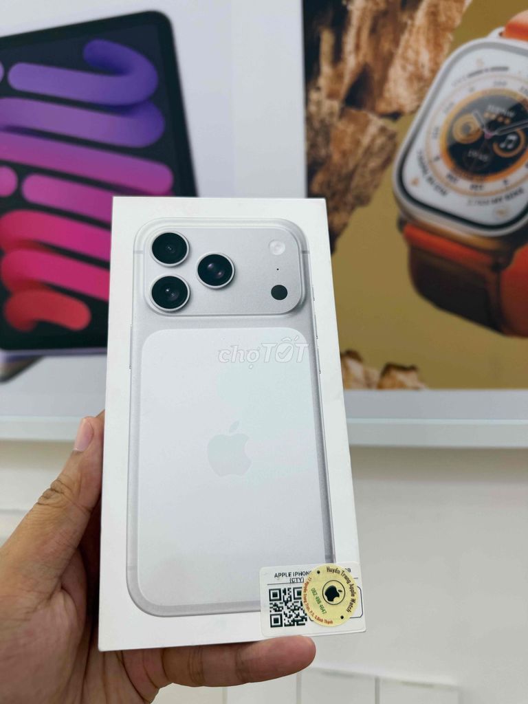 iphone 17 pro 256 trắng newseal mới 100% bảo hành. Mua bán Điện thoại tại Quận Tân Bình Tp Hồ Chí Minh được đăng bởi Shop Trung Văn Apple Watch hình 1